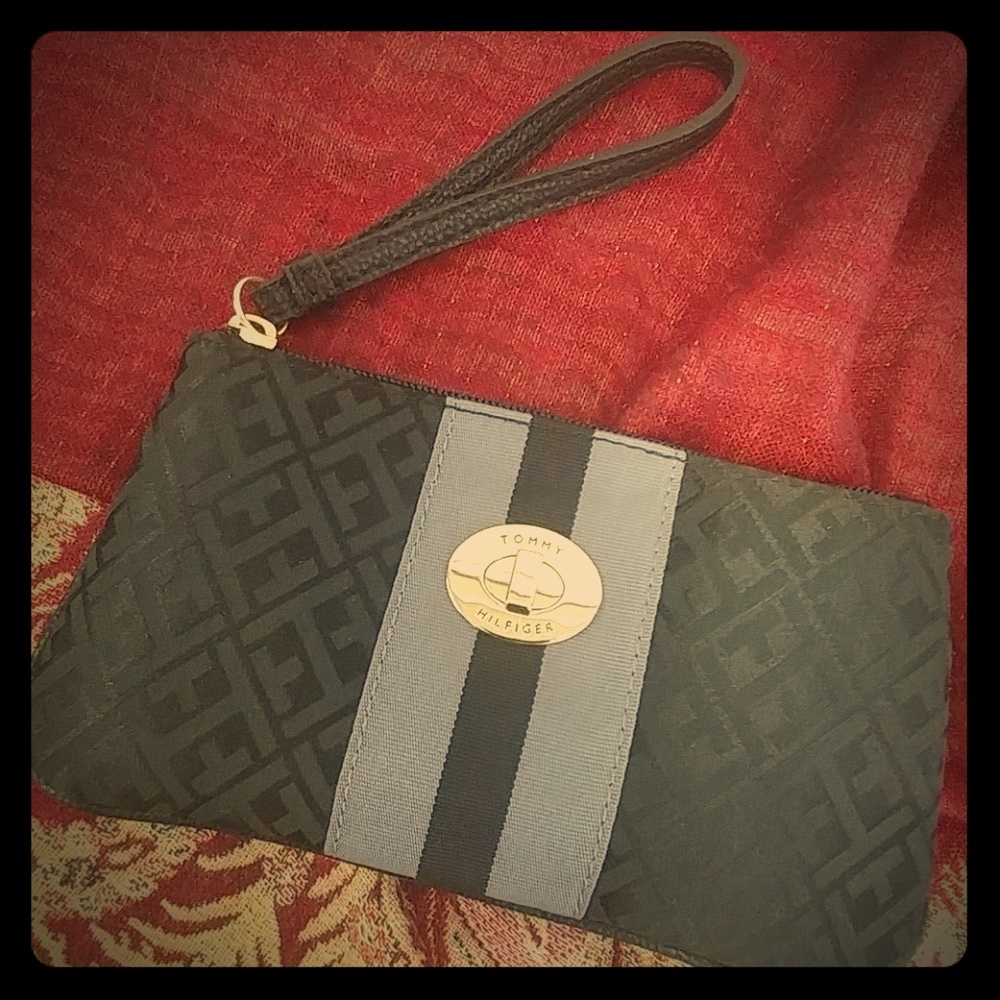 Tommy Hilfiger Wristlet